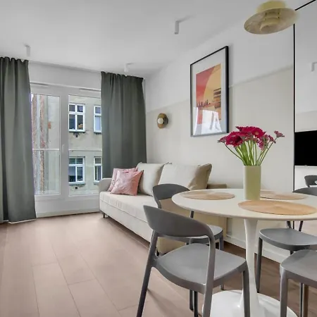 Mala 5a Studios&apartments Apartament Warszawa